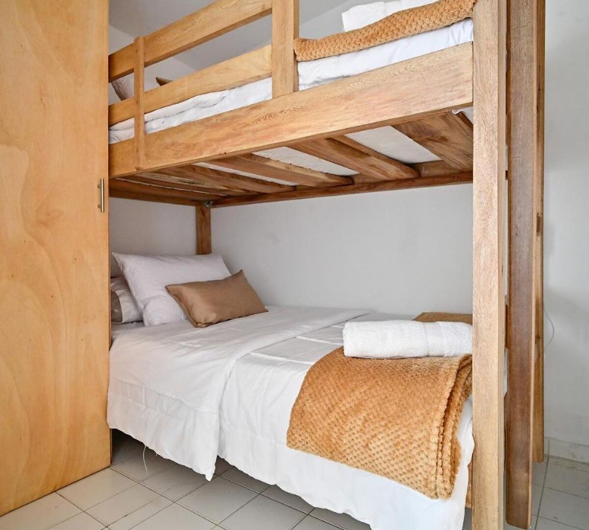 Сasa de vacaciones Casa Con Piscina Y Terraza Privada A Pasos De La Playa *