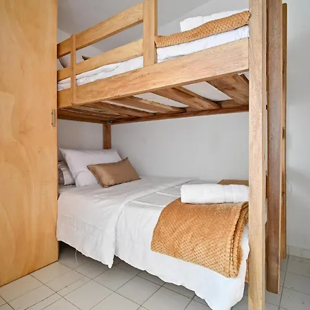 Сasa de vacaciones Casa Con Piscina Y Terraza Privada A Pasos De La Playa *