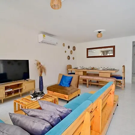 Сasa de vacaciones Casa Con Piscina Y Terraza Privada A Pasos De La Playa Cartagena